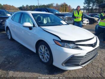  Salvage Toyota Camry