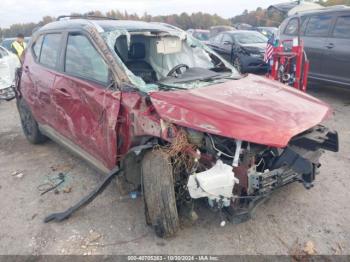  Salvage Nissan Kicks