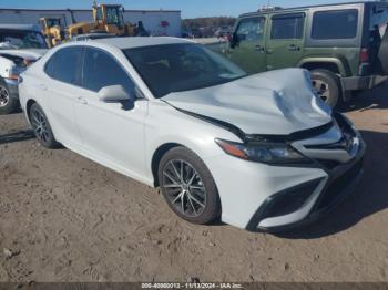  Salvage Toyota Camry