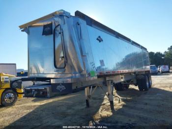  Salvage Mac Trailer Mfg Dump