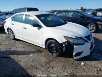  Salvage Nissan Altima