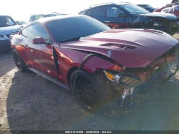  Salvage Ford Mustang