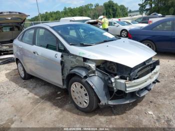  Salvage Ford Fiesta