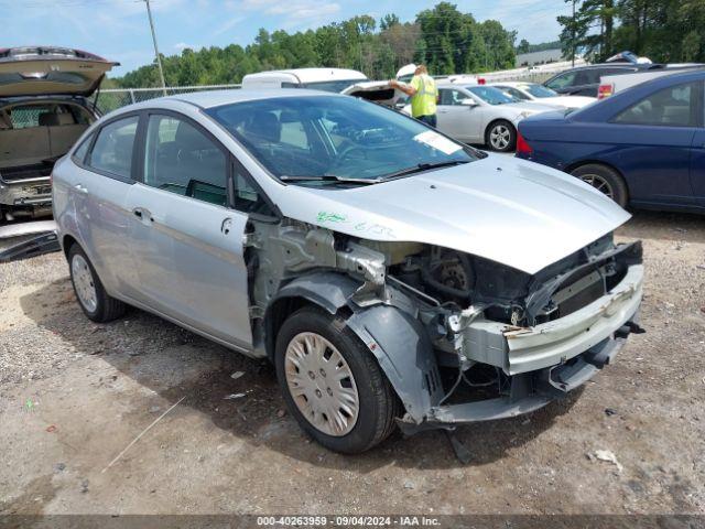  Salvage Ford Fiesta