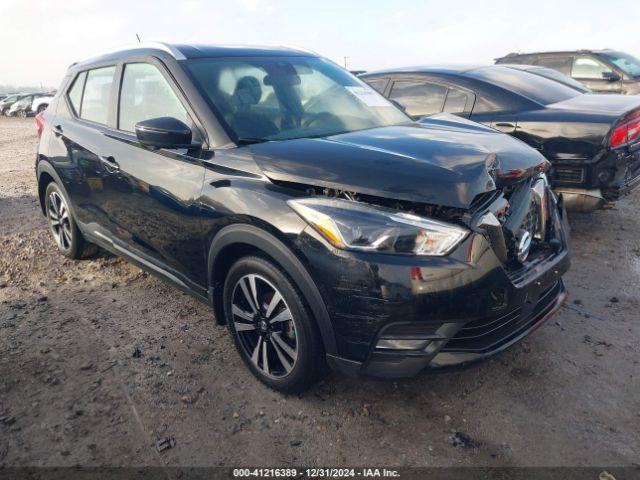  Salvage Nissan Kicks