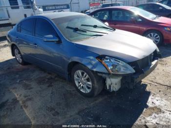  Salvage Nissan Altima