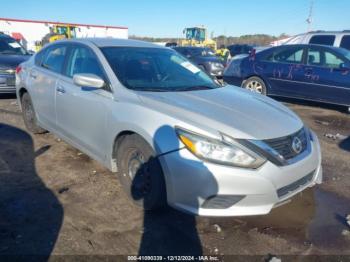  Salvage Nissan Altima