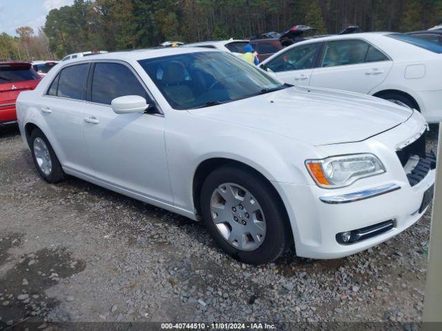  Salvage Chrysler 300