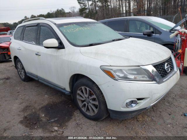  Salvage Nissan Pathfinder