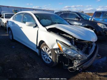  Salvage Nissan Altima