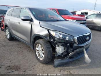  Salvage Kia Sorento