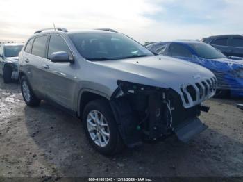  Salvage Jeep Cherokee