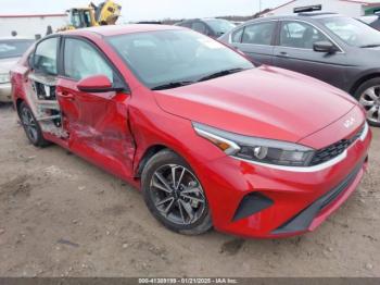  Salvage Kia Forte