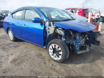  Salvage Nissan Versa