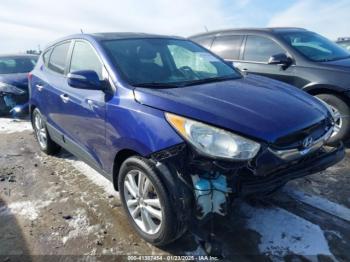  Salvage Hyundai TUCSON