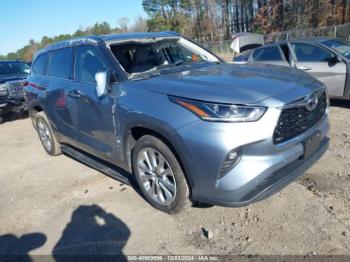  Salvage Toyota Highlander