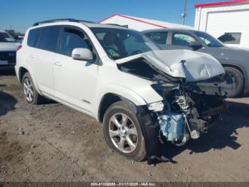  Salvage Toyota RAV4