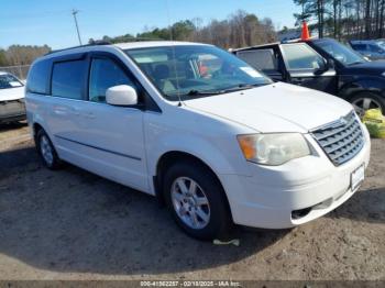  Salvage Chrysler Town & Country