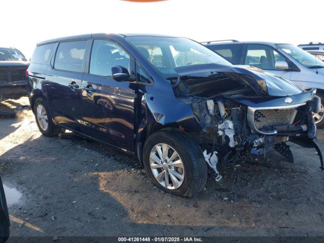  Salvage Kia Sedona