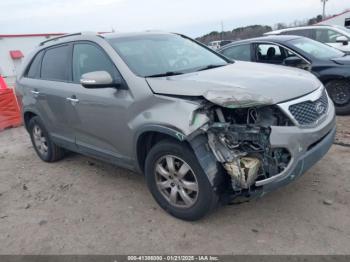  Salvage Kia Sorento