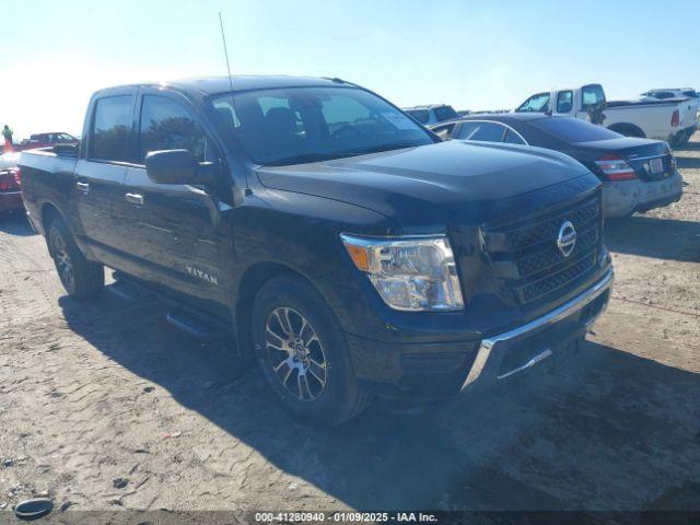  Salvage Nissan Titan