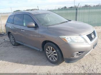  Salvage Nissan Pathfinder