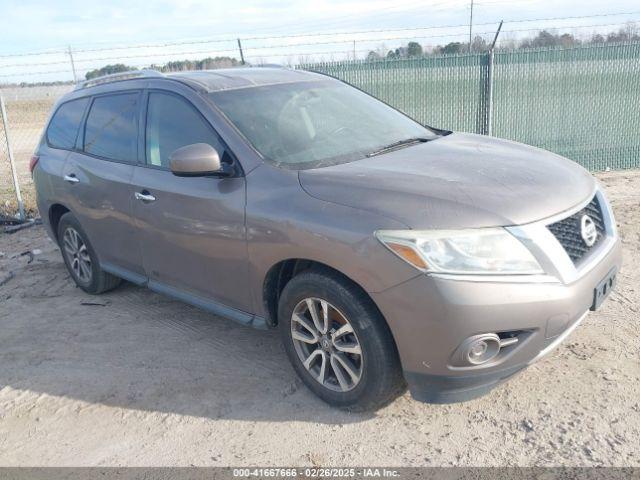  Salvage Nissan Pathfinder