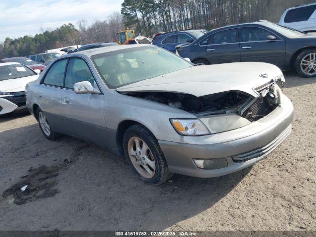  Salvage Lexus Es