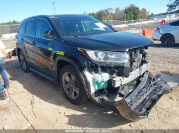  Salvage Toyota Highlander