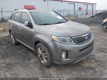  Salvage Kia Sorento