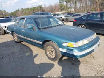  Salvage Ford Crown Victoria