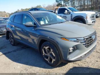  Salvage Hyundai TUCSON