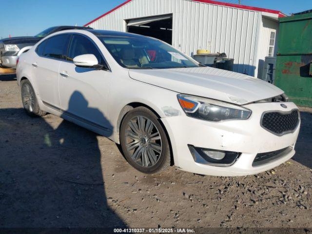  Salvage Kia Cadenza