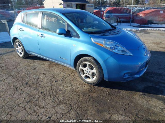  Salvage Nissan LEAF