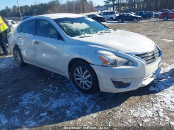  Salvage Nissan Altima