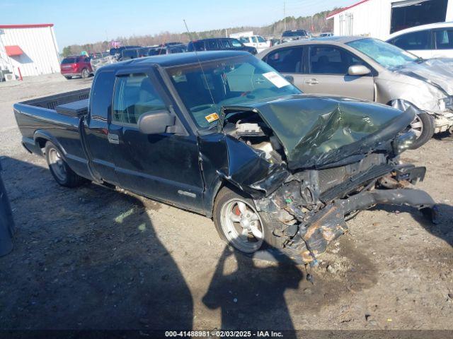  Salvage Chevrolet S-10