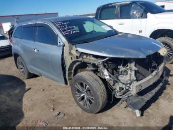  Salvage Toyota Highlander