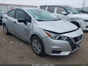  Salvage Nissan Versa