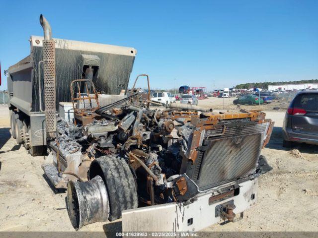  Salvage Kenworth T880