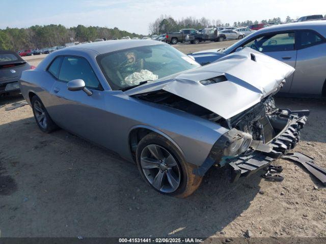  Salvage Dodge Challenger