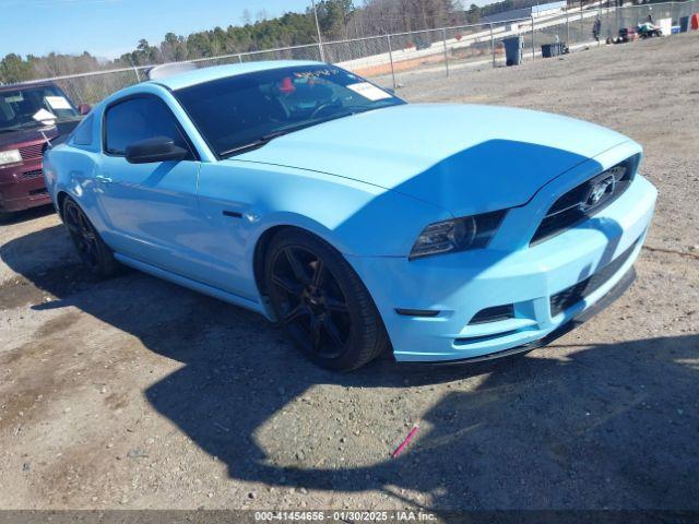  Salvage Ford Mustang