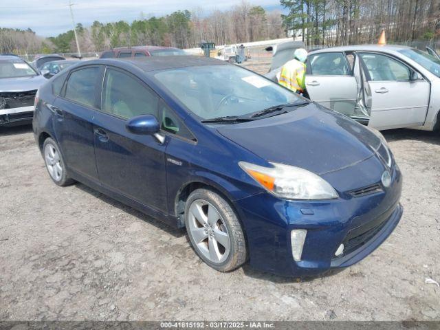  Salvage Toyota Prius