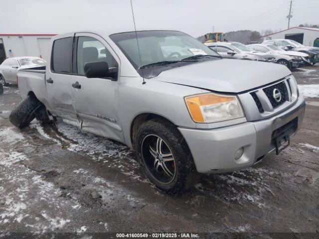  Salvage Nissan Titan