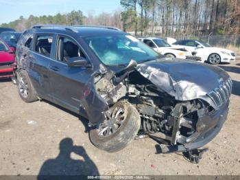  Salvage Jeep Cherokee