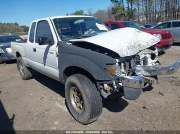  Salvage Toyota Tacoma