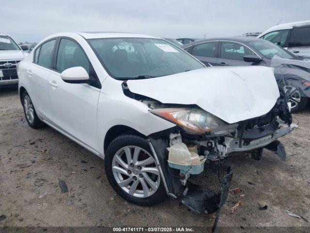  Salvage Mazda Mazda3