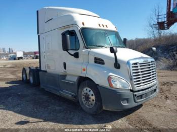  Salvage Freightliner Cascadia 113