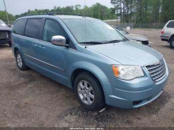  Salvage Chrysler Town & Country