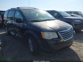  Salvage Chrysler Town & Country