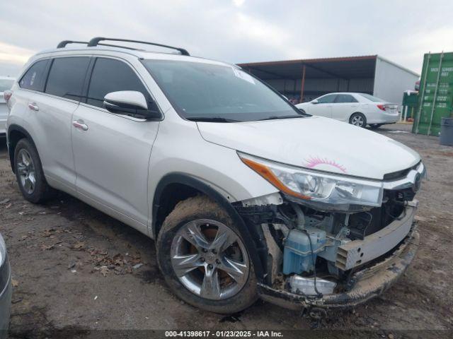  Salvage Toyota Highlander